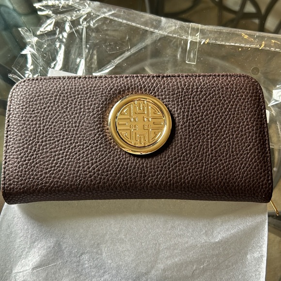 Clutch purse, wallet about 9” x 4”. Brand new never used. - Picture 2 of 4